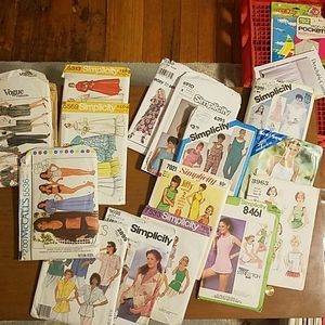 Sewing pattern lot of 15
